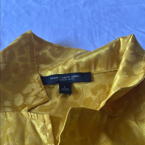 Golden Yellow Patterned Blouse - Picture 3 of 5